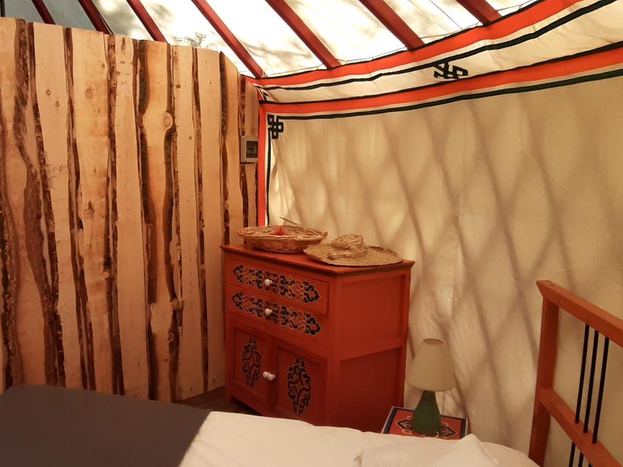 Unique 5 personnes - Yourte avec salle de bain pour 5 personnes 8