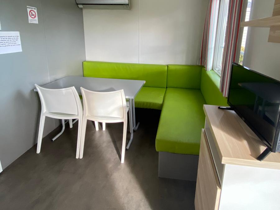 Mobilhome 3 personnes - CONFORT Escapade 1 Chambre (2 Adultes maxi + 1 Enfant de - 18 ans) 2
