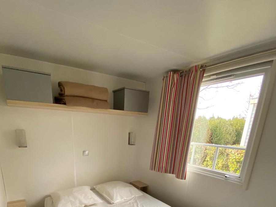 Mobilhome 3 personnes - CONFORT Escapade 1 Chambre (2 Adultes maxi + 1 Enfant de - 18 ans) 4