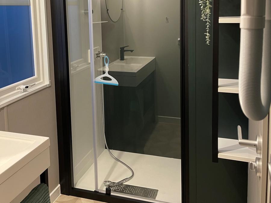 Mobilhome 6 personnes - Standing 28m2 + terrasse intégrée 8m2 4/6 pers 9