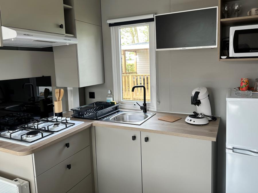 Mobilhome 5 personnes - LOGGIA 2- Mobile-home 25m² + Terrasse bois couverte 9m² 1