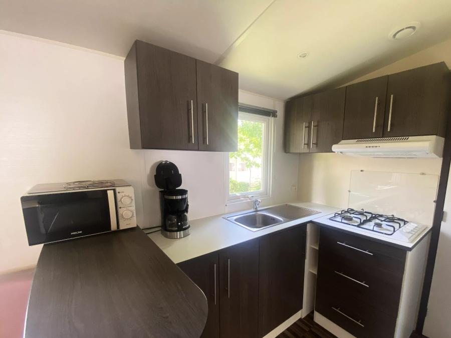 Mobilhome 6 personnes - Confort 4 Pièces 6 Personnes + TV 8