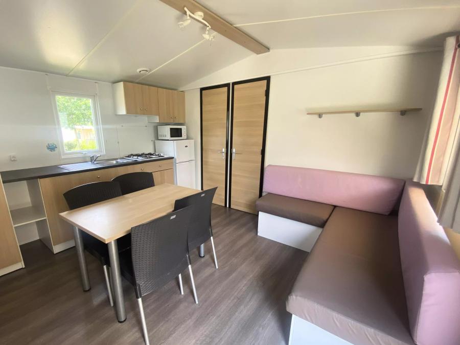 Mobilhome 4 personnes - Confort 3 Pièces 4 Personnes + TV 0