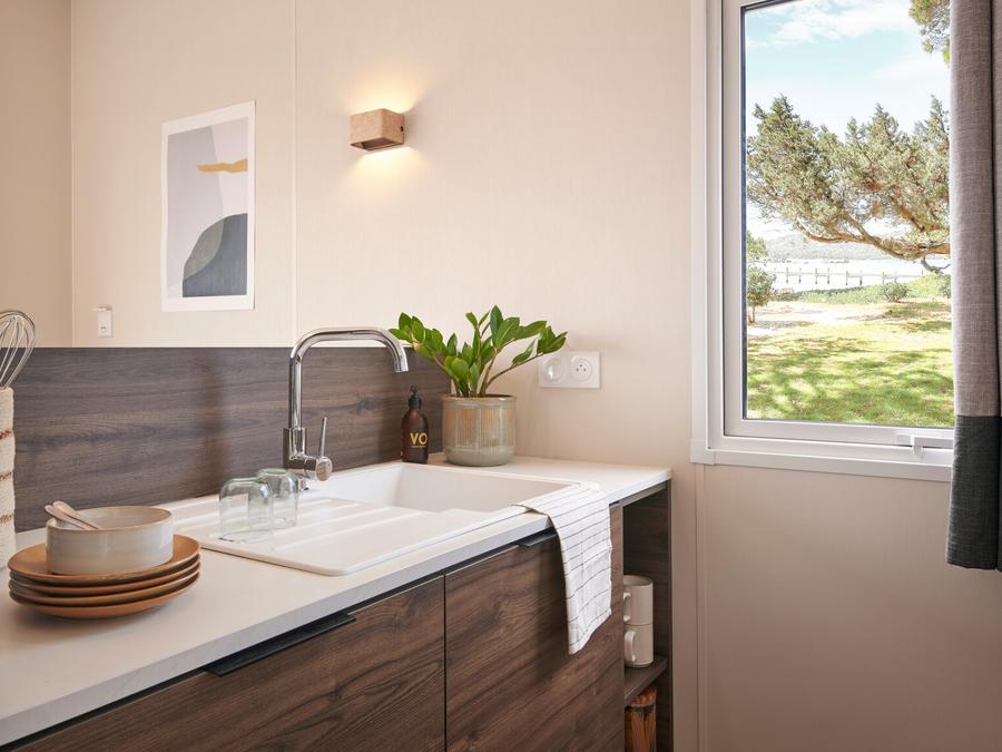 Mobilhome 2 personnes - Cottage Nature Exclusif 1 chambre avec SPA 2 pers 3