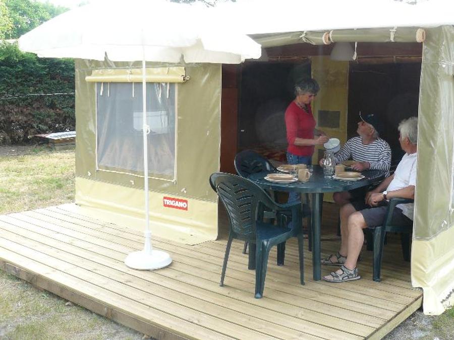 Bungalow toilé 4 personnes - 16 m² sans sanitaires 5