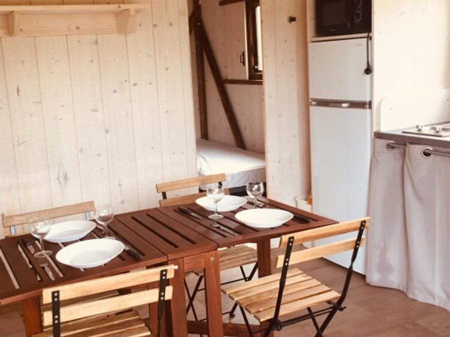 Hébergement 4 personnes - LODGE SUR PILOTIS 2