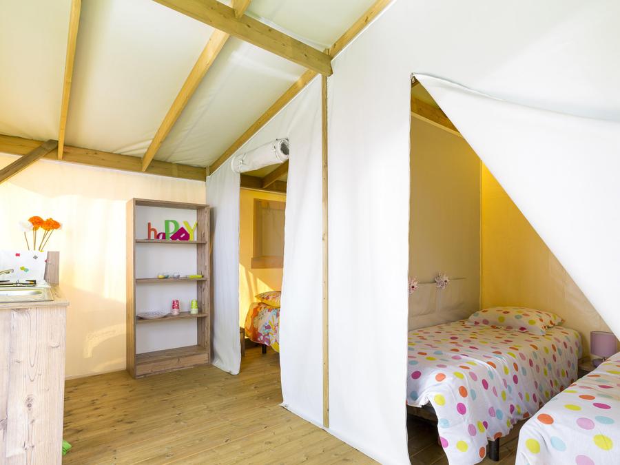 Bungalow toilé 4 personnes - Funflower Standard 20m² / 2 chambres - terrasse (sans sanitaires privatifs) 1