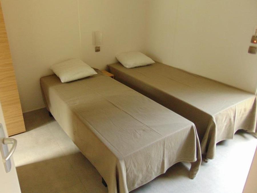 Mobilhome 6 personnes - Premium 33m² / 2 chambres - 2 salles de bain - terrasse 4