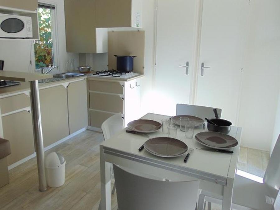 Mobilhome 8 personnes - Confort 38 m² / 4 chambres - terrasse 3