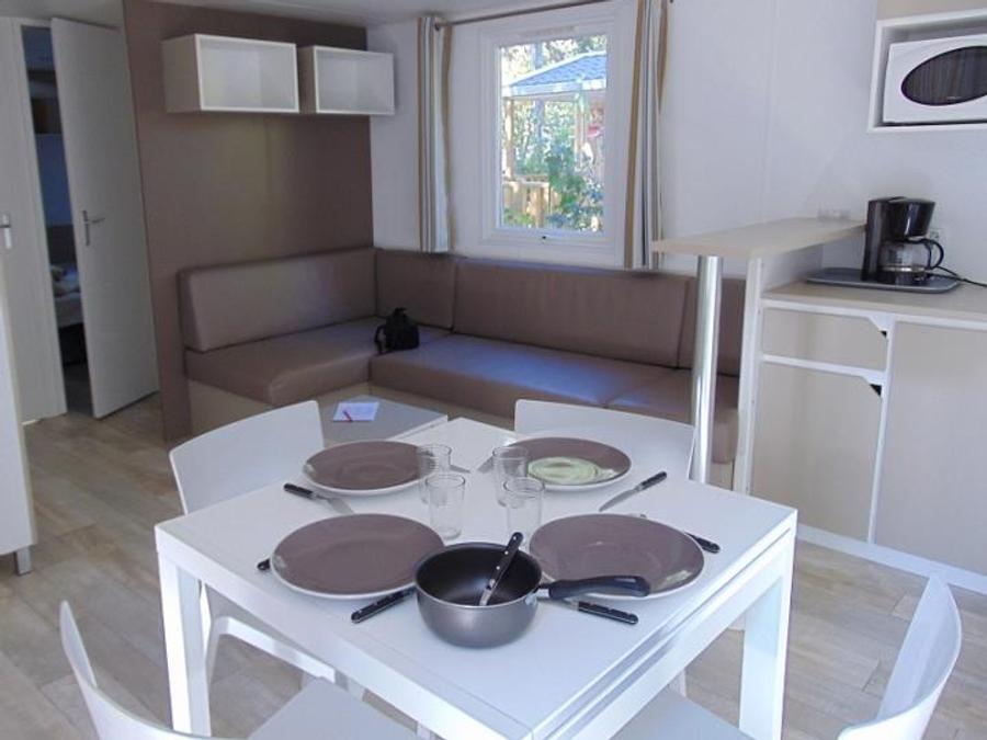 Mobilhome 8 personnes - Confort 38 m² / 4 chambres - terrasse 2