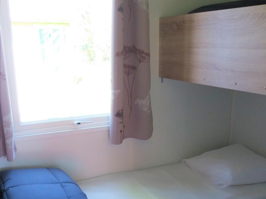 Bungalow toilé 5 personnes - TITHOME, avec toilettes sans douche 4