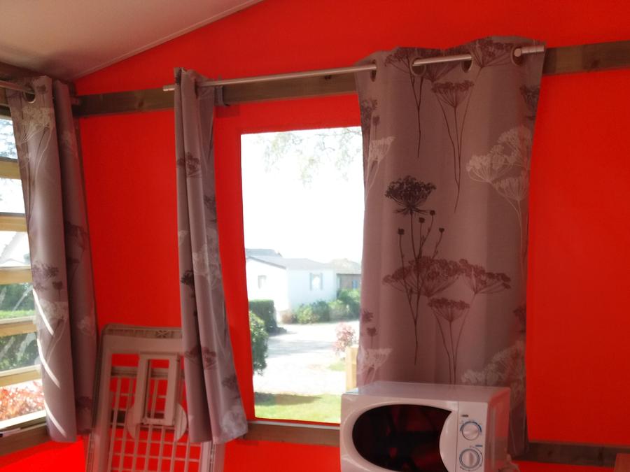 Bungalow toilé 5 personnes - TITHOME, avec toilettes sans douche 1