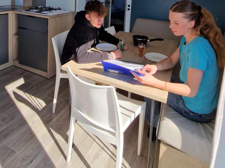 Mobilhome 6 personnes - Mobil Home Lodge 83 Confort 3 chambres - 28 m² + terrasse intégrée de 8 m 5