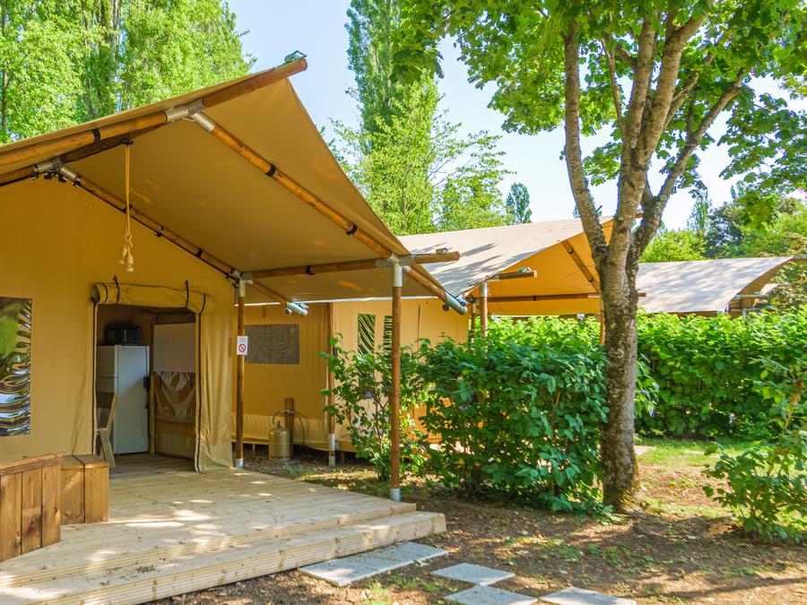 Tente en toile et en bois 5 personnes - SLOW LODGE - 2 chambres, sans sanitaire 0