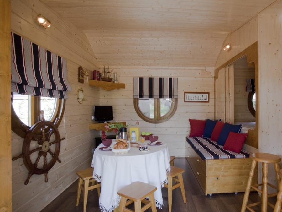 Insolite 6 personnes - CABANE DE SAM 10