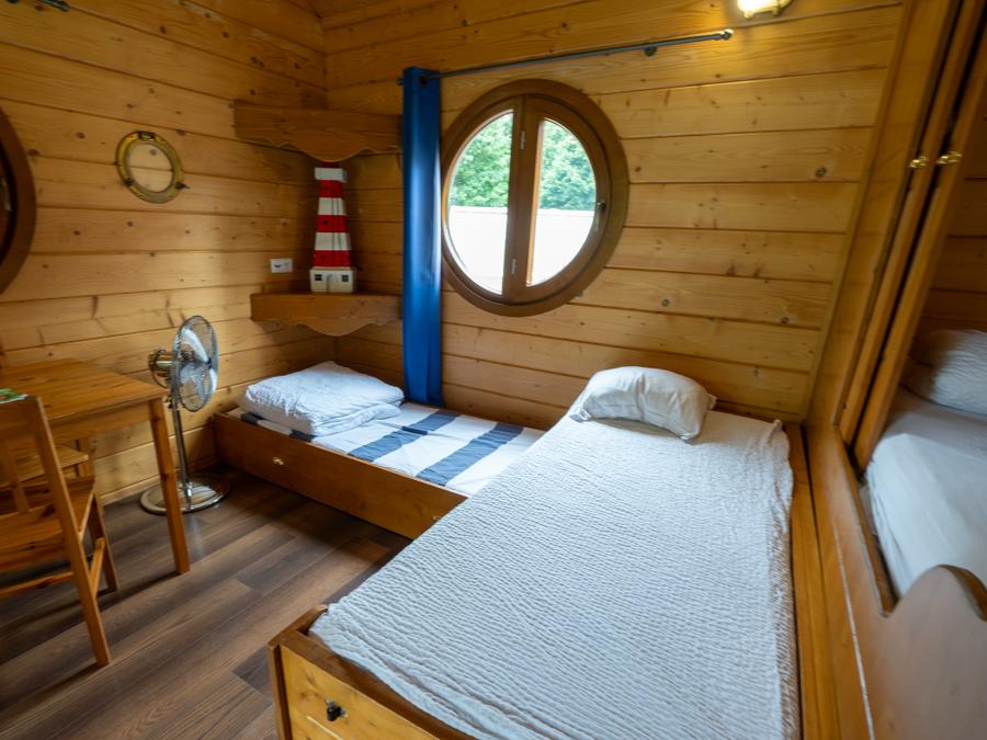 Insolite 6 personnes - CABANE DE SAM 22