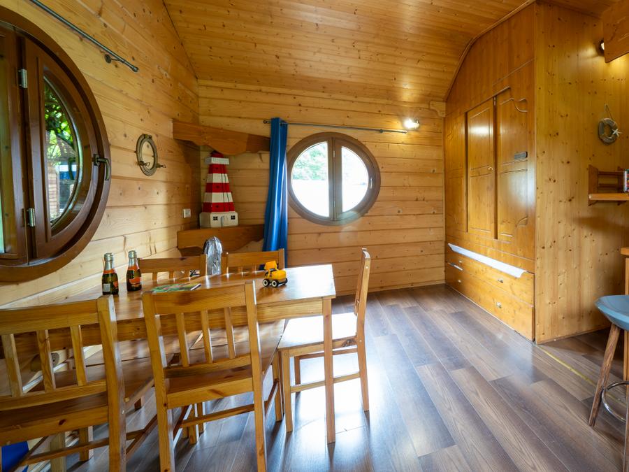 Insolite 6 personnes - CABANE DE SAM 20
