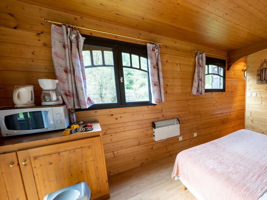 Insolite 4 personnes - HOTELIERE 17