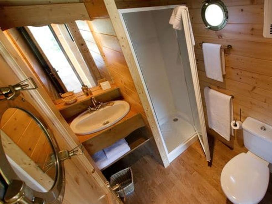 Insolite 5 personnes - GITE PREMIUM 2