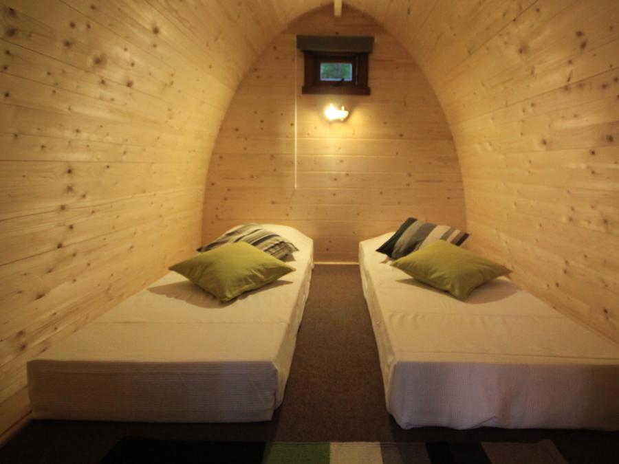 Insolite 3 personnes - GRAND POD sans sanitaire ni cuisine 4