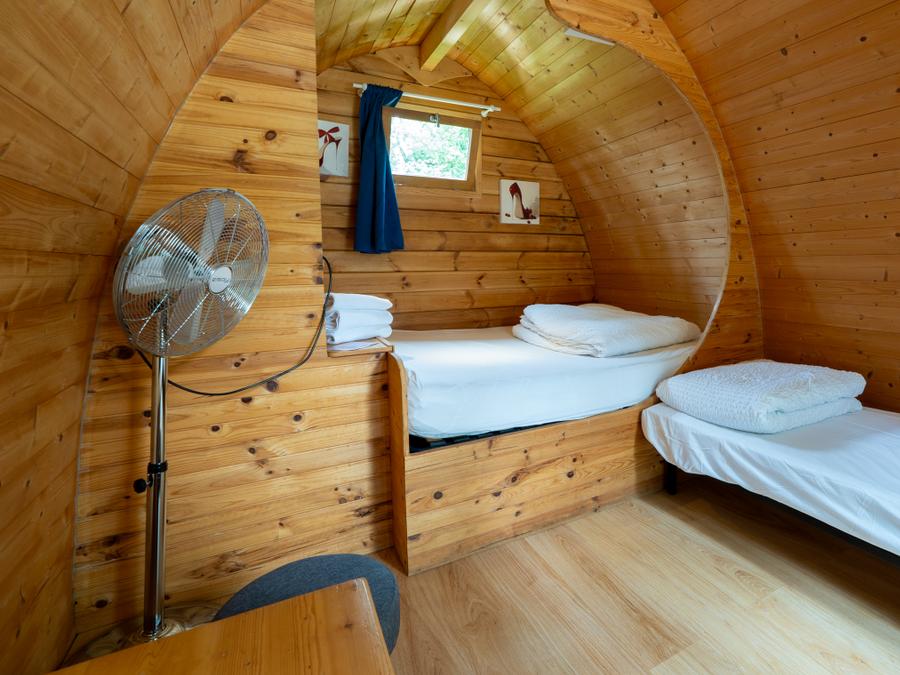 Insolite 3 personnes - GRAND POD sans sanitaire ni cuisine 7