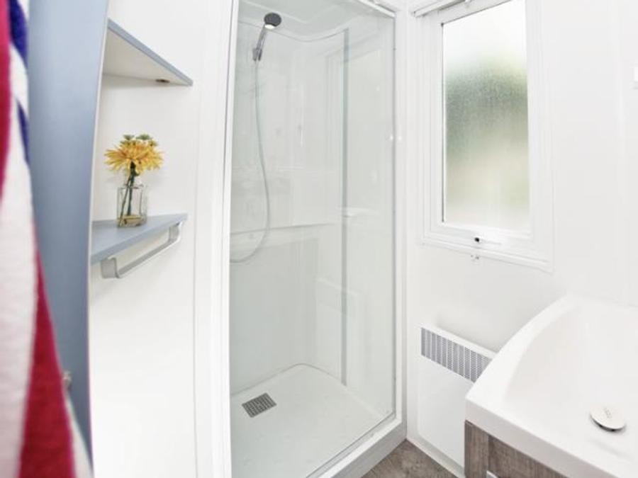 Mobilhome 5 personnes - Confort 2 chambres 24 m² 6