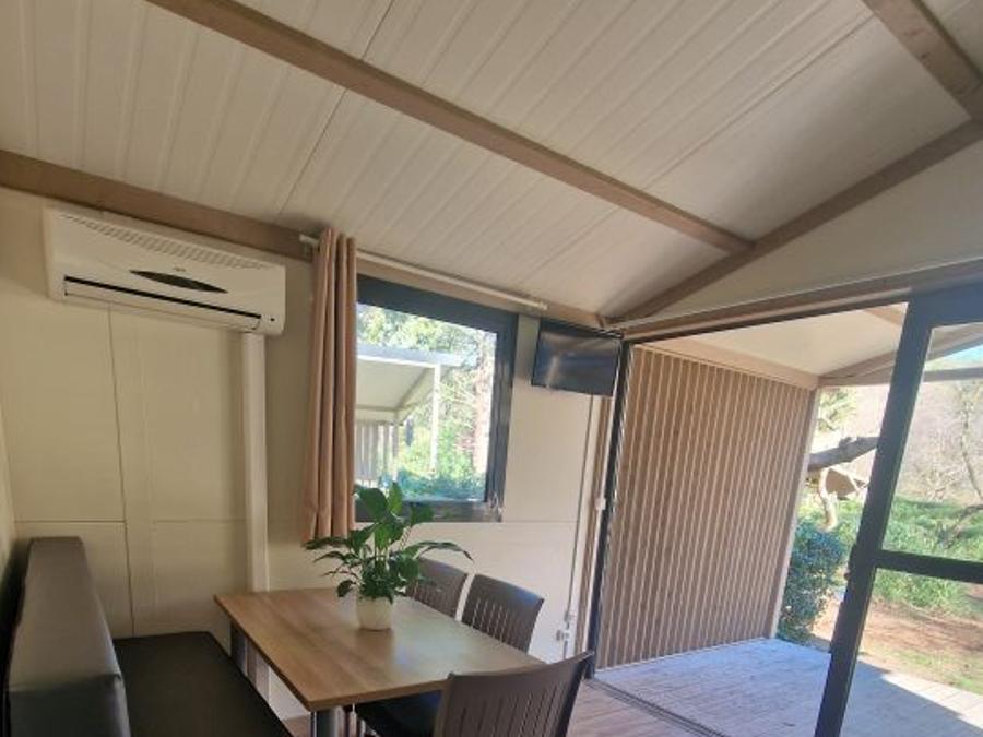 Chalet 5 personnes - Confort Jasmin (2 ch -5 pers max) 25 m² + terrasse 1