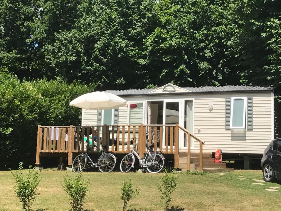Mobilhome 4 personnes - 2 chambres avec grande pelouse et terrasse ensoleilée! 0