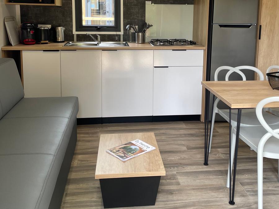 Bungalow 4 personnes - Location Appart camp' Hôtel avec terrasse 2ch/2sdb/Cuisine/Salon/Prestation hôtelière 4
