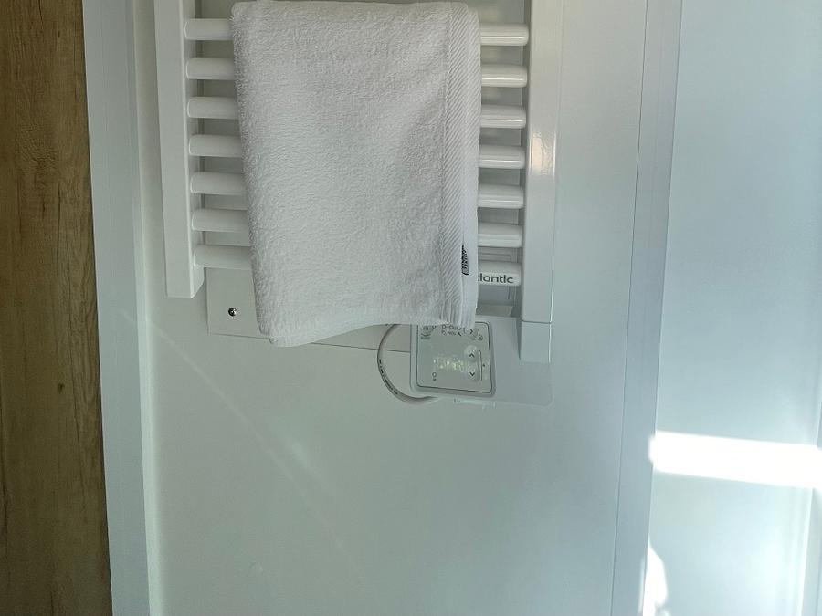 Bungalow 4 personnes - Location Appart camp' Hôtel avec terrasse 2ch/2sdb/Cuisine/Salon/Prestation hôtelière 1