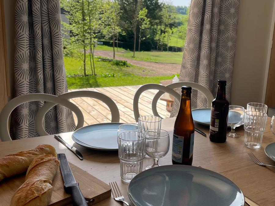 Bungalow 4 personnes - Location Appart camp' Hôtel avec terrasse 2ch/2sdb/Cuisine/Salon/Prestation hôtelière 2