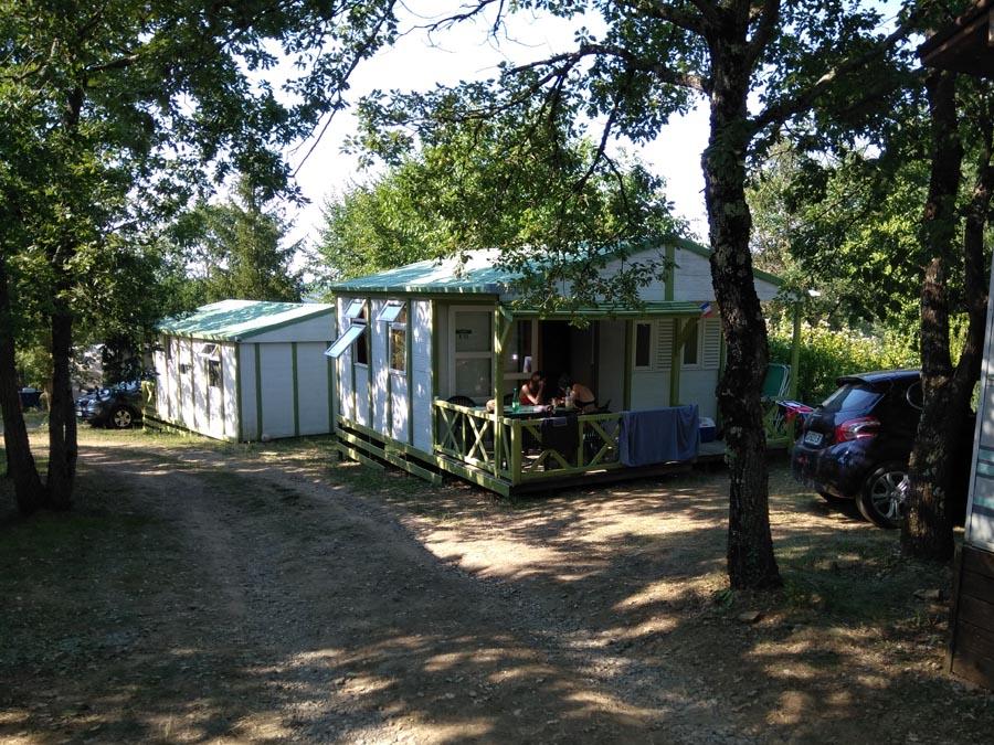 Chalet 5 personnes - 2 chambres (dimanche à dimanche du 07/07/24 au 01/09/24) 5 pers. 1
