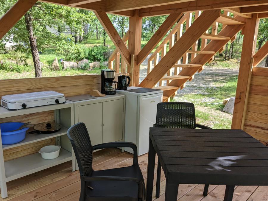 Hébergement 2 personnes - Cabane sur pilotis 1/2 pers. - (3 nuits minimum en Juillet et Août) 4