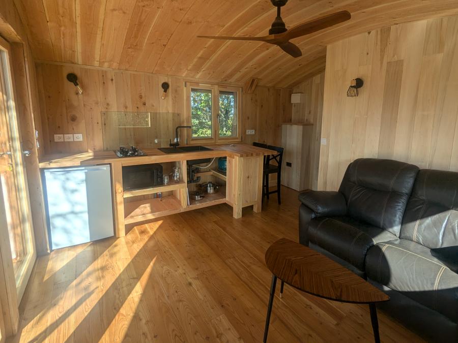 Hébergement 2 personnes - Cabane en bois 4 saisons avec jacuzzi 1