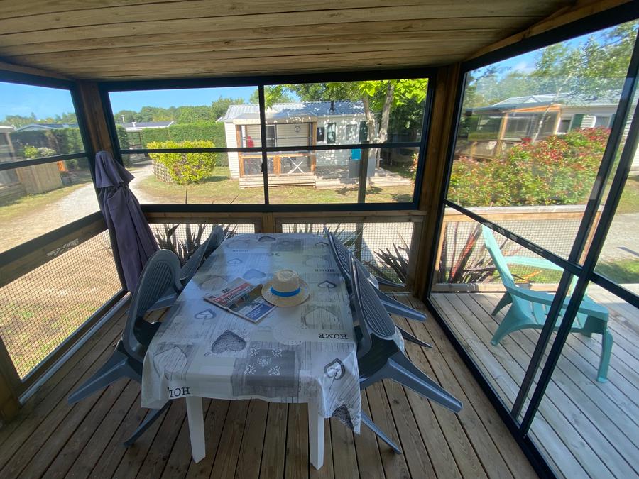 Mobilhome 4 personnes - 2 chambres confort + loggia 1