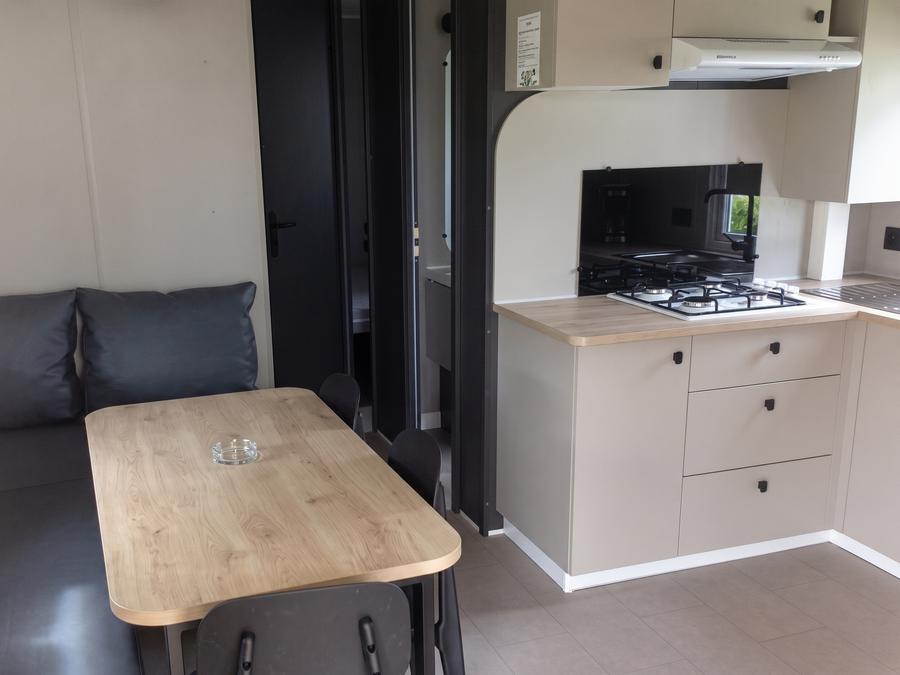 Mobilhome 6 personnes - TV 1