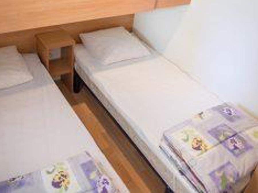 Mobilhome 4 personnes - arrivée dimanche 6