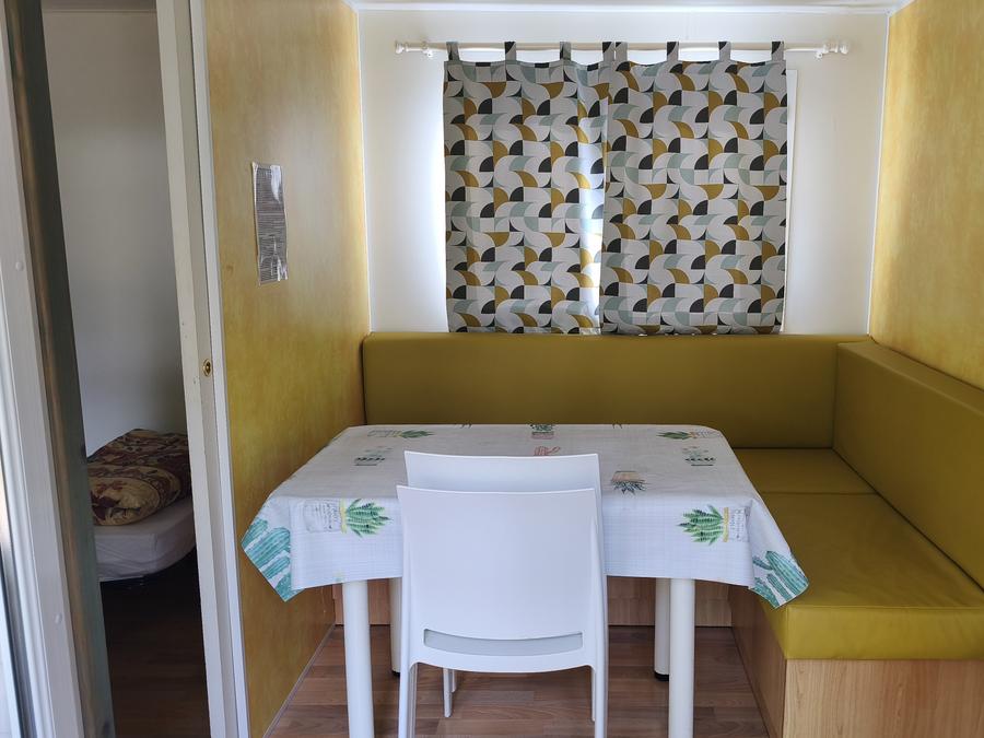 Mobilhome 4 personnes - arrivée dimanche 9