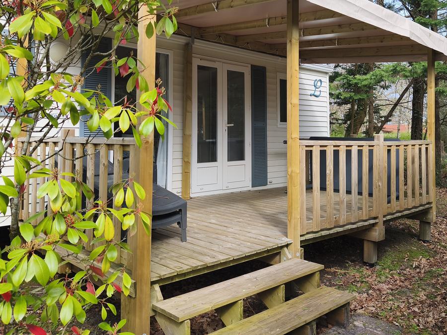 Mobilhome 4 personnes - 30m² - 2 chambres - n° 33 Terrasse couverte du SAMEDI au SAMEDI 3