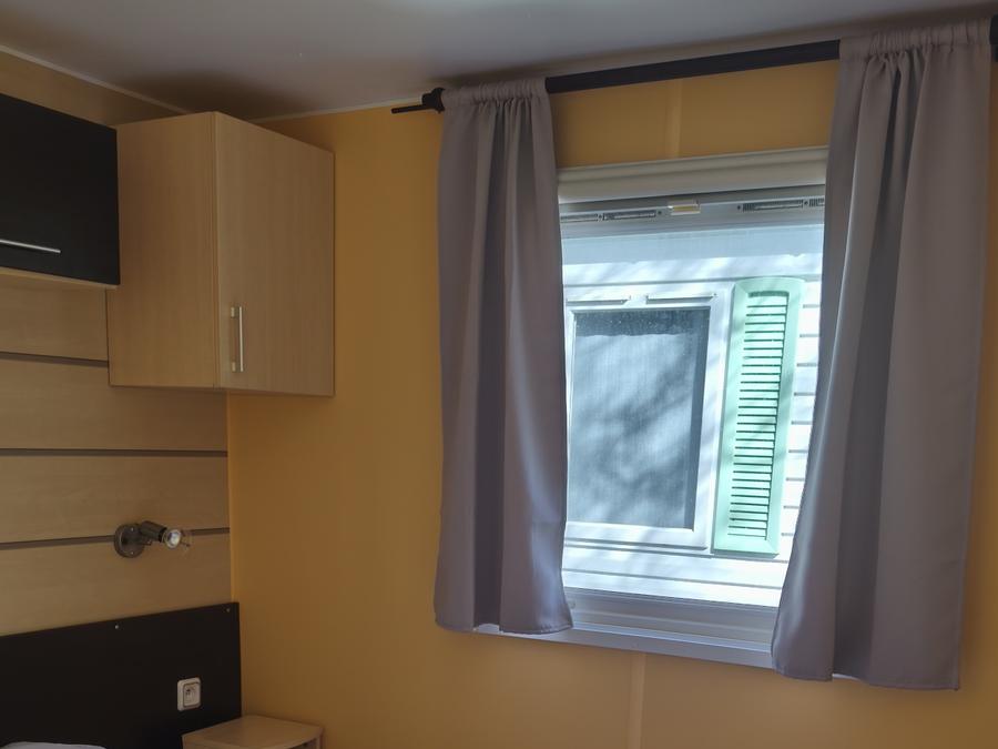 Mobilhome 4 personnes - 30m² - 2 chambres - n° 68 Terrasse couverte Dimanche au Dimanche 5