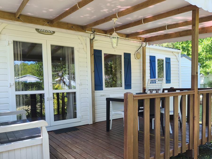 Mobilhome 4 personnes - 30m² - 2 chambres - n° 68 Terrasse couverte Dimanche au Dimanche 8