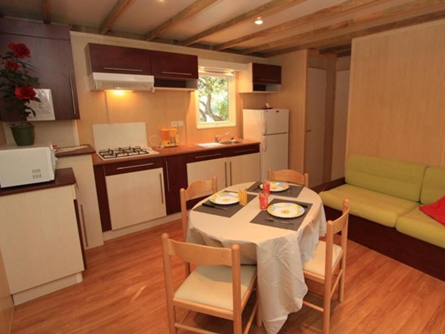 Chalet 4 personnes - 2 chambres + climatisation 3