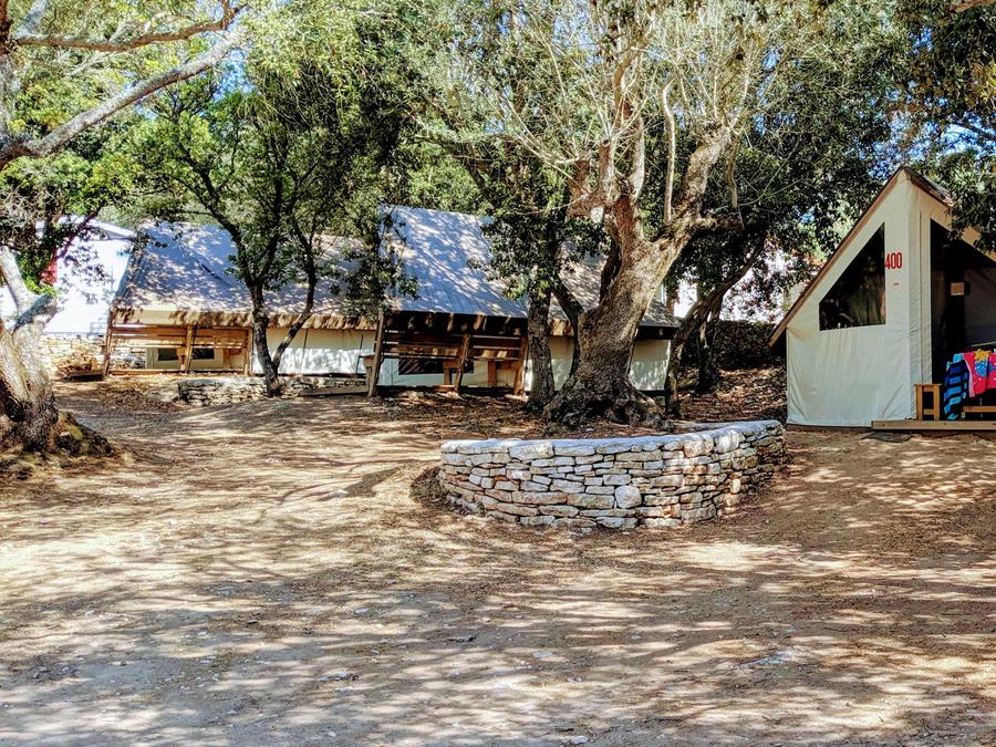Bungalow toilé 4 personnes - 2 chambres - sans sanitaires 2