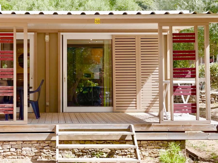 Chalet 4 personnes - bois 2 chambres Climatisé - Dimanche 0