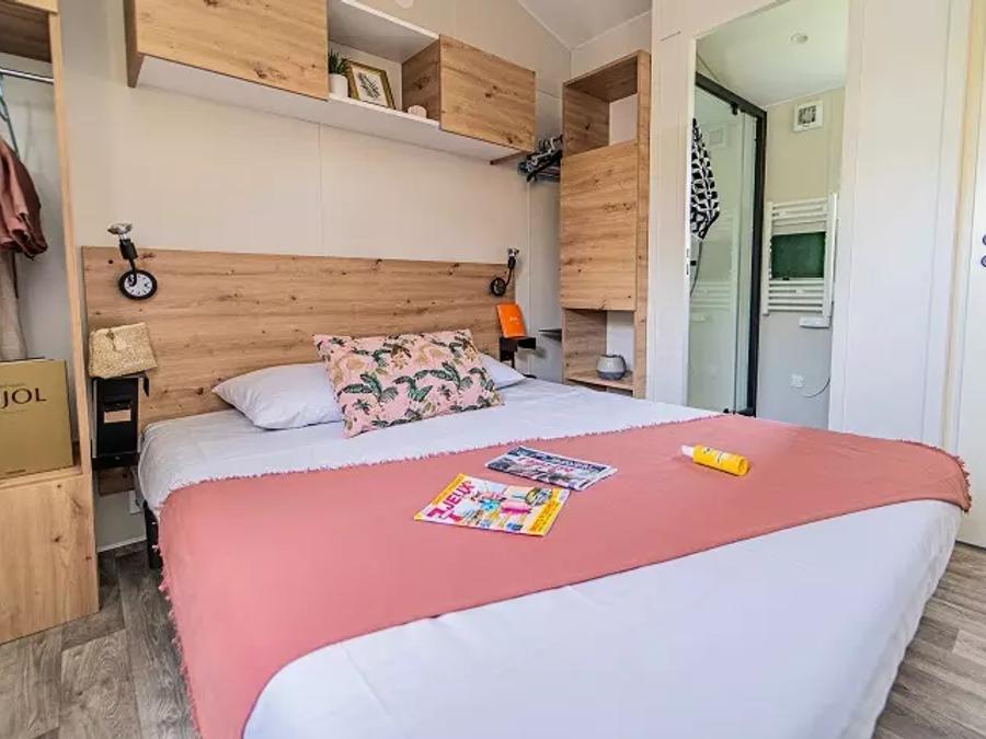 Mobilhome 4 personnes - Duo Premium 3 Pièces 4 Personnes Jacuzzi + Climatisé + TV 2