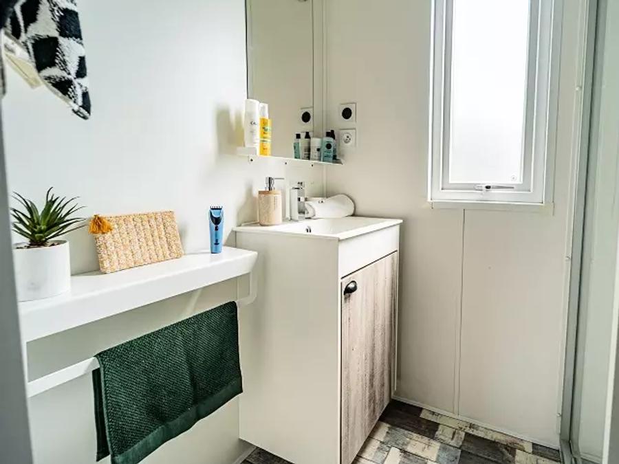 Mobilhome 6 personnes - Trio Premium 4 Pièces 6 Personnes Jacuzzi + Climatisé + TV 6