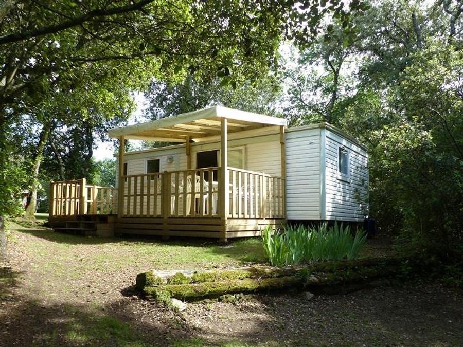 Mobilhome 4 personnes - Mobil-Home Confort -28m² -2 chambres - terrasse semi-couverte - TV - Clim 2/4 pers 0