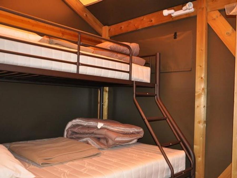 Tente en toile et en bois 5 personnes - LODGE, sans sanitaire 3
