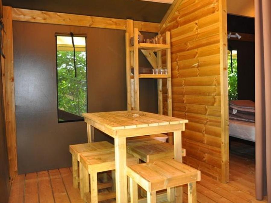 Tente en toile et en bois 5 personnes - LODGE, sans sanitaire 1
