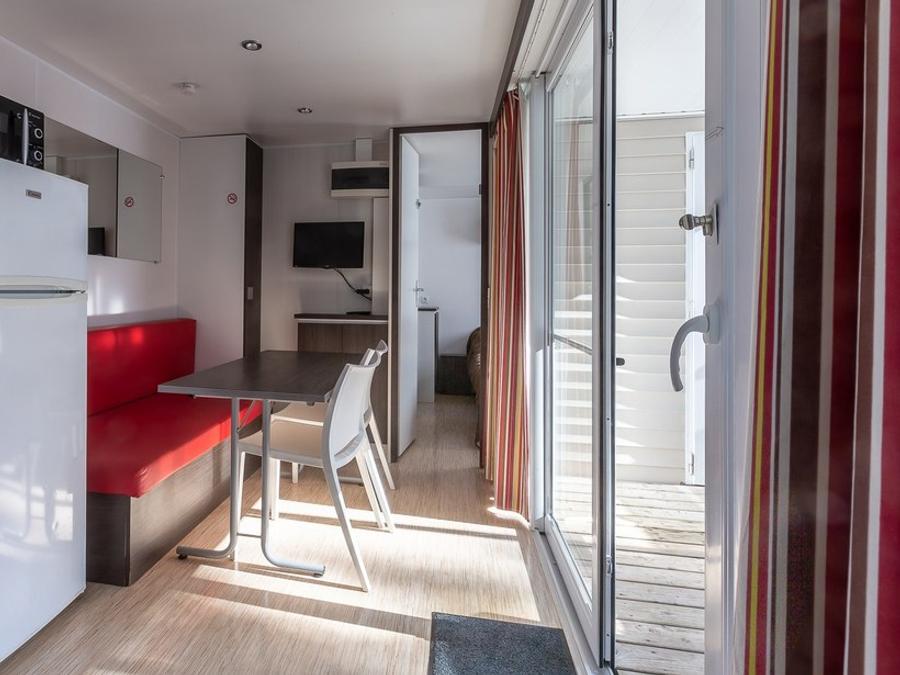 Mobilhome 5 personnes - Cottage face au jeux enfants 2